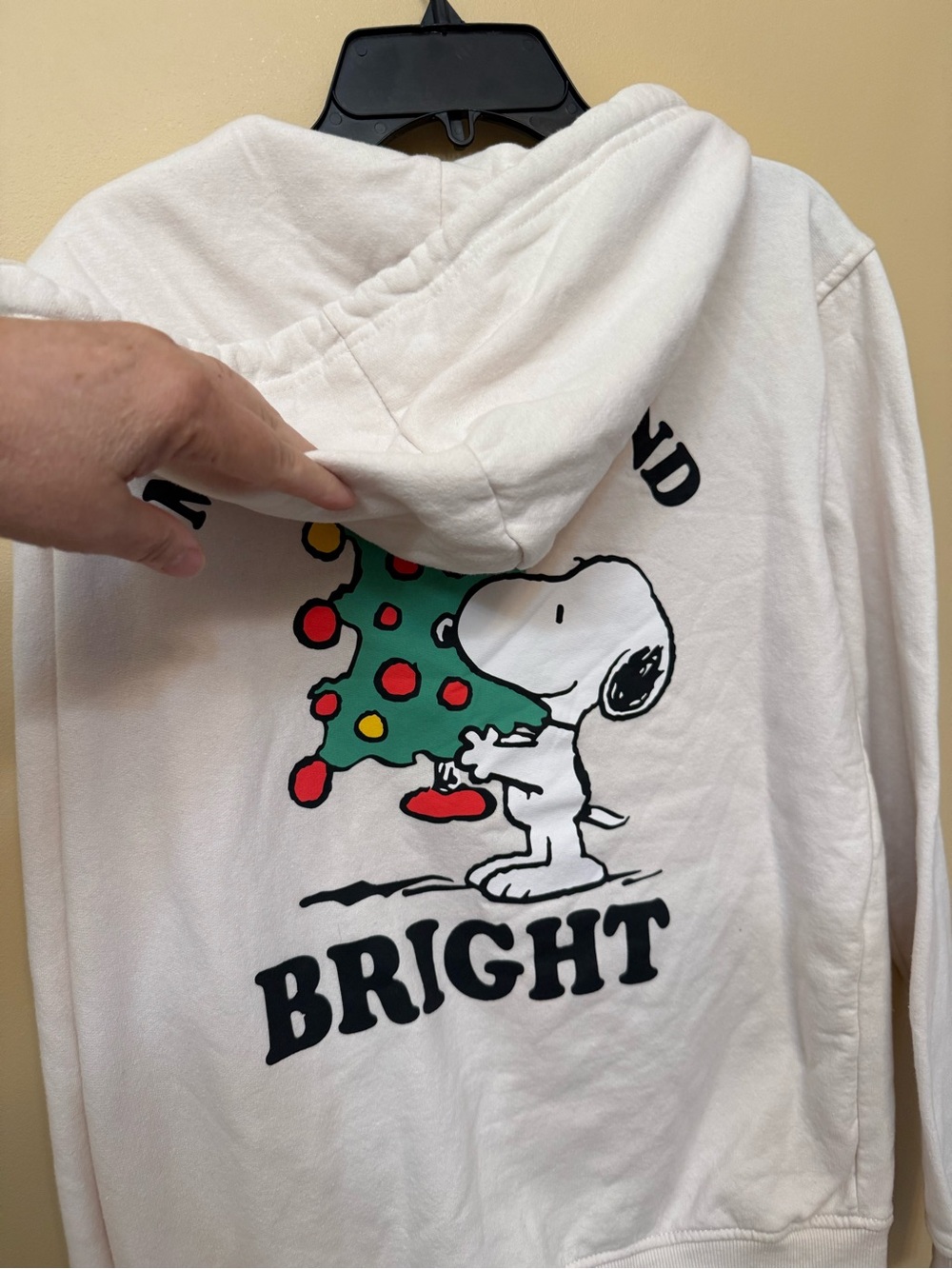 Peanuts Cream Zip-Up Hoodie with Snoopy & Woodstock Graphic - Picture 5 of 6